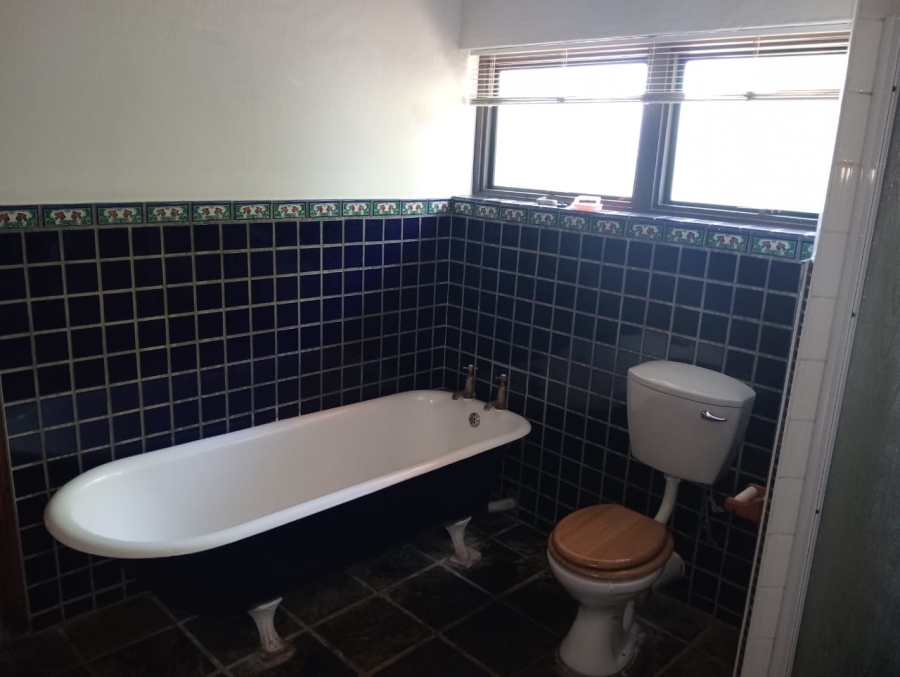 To Let 4 Bedroom Property for Rent in C Place Eastern Cape